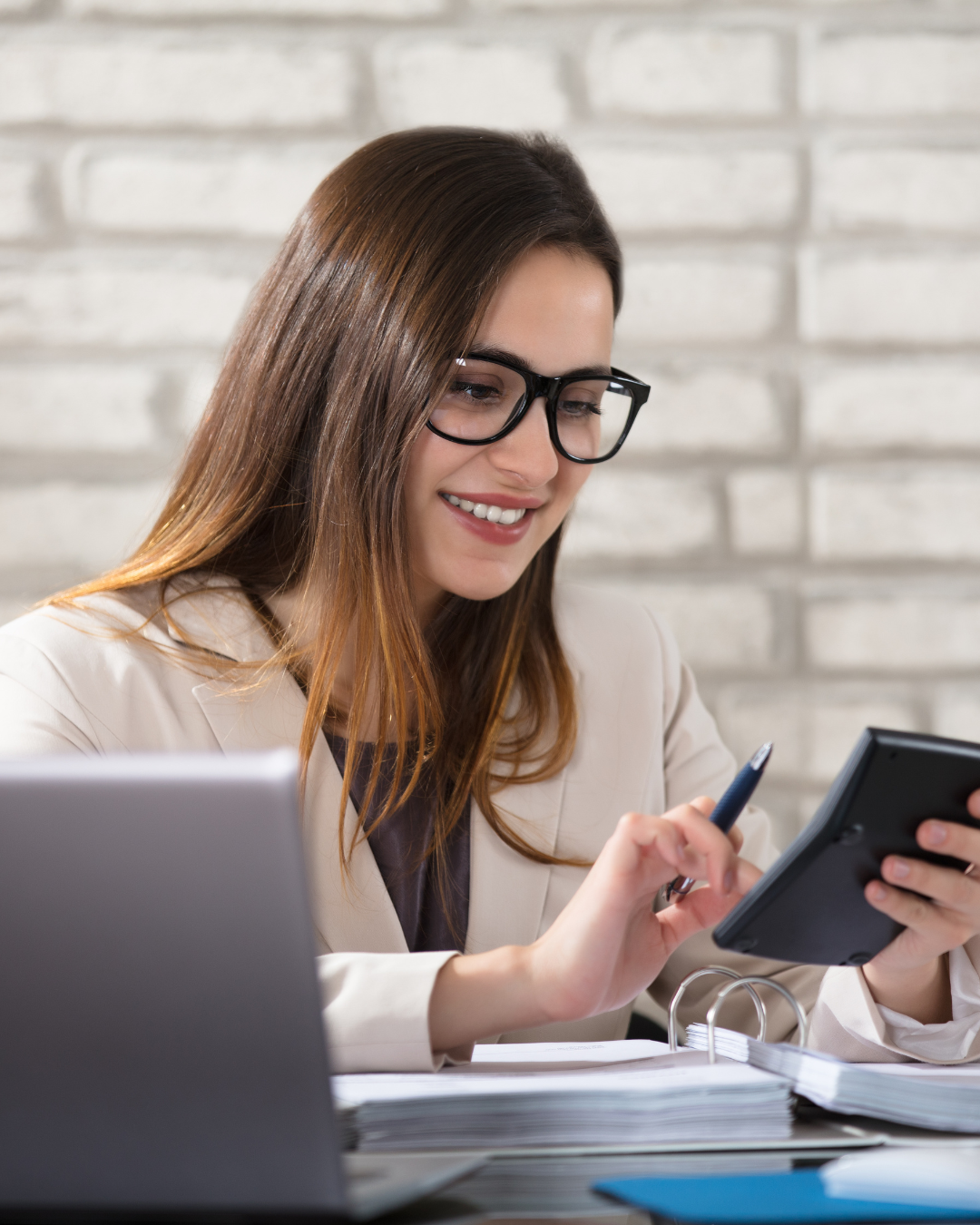 Omaa osaamista voi myyjä freelancerina tai kevytyrittäjänä.