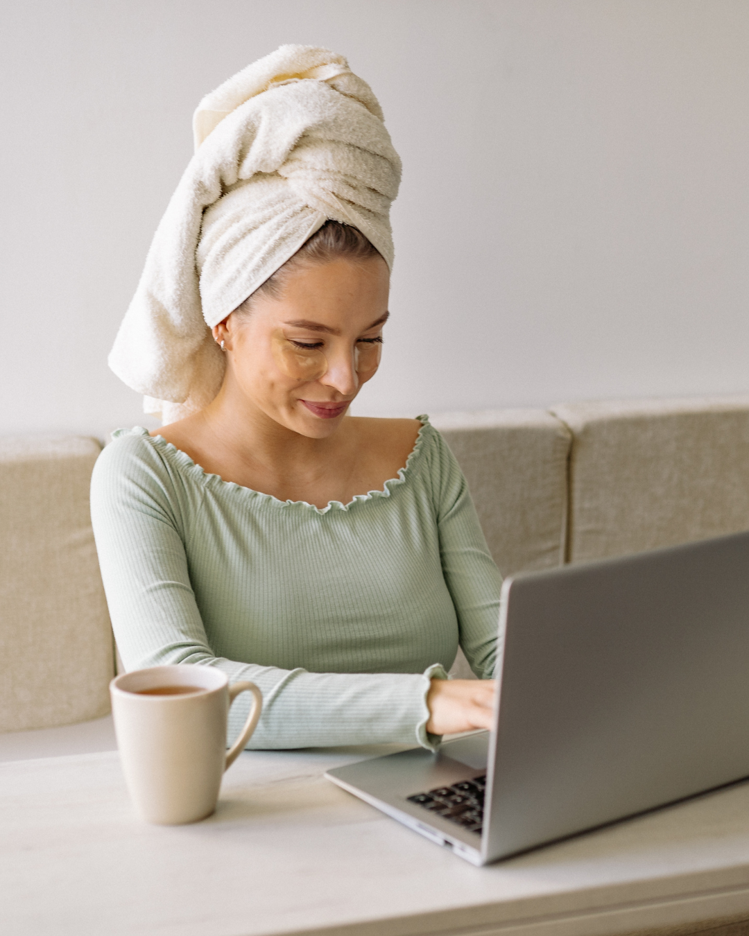 Verkkosivujen ylläpito sivutyönä kotona ja sisällön päivitys pienyrityksille