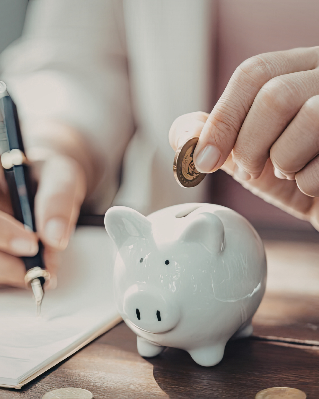 Puskurirahasto epäsäännöllisille tuloille – kevytyrittäjä budjetointi