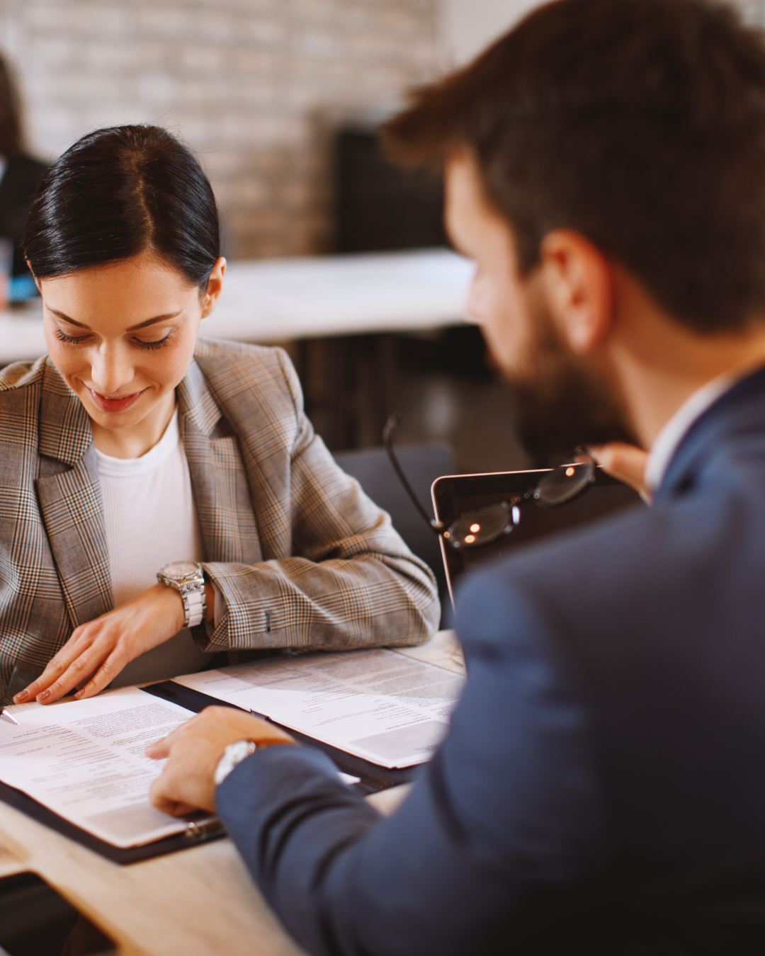 Sähkösopimuksessa perusmaksun kilpailutus kannattaa.