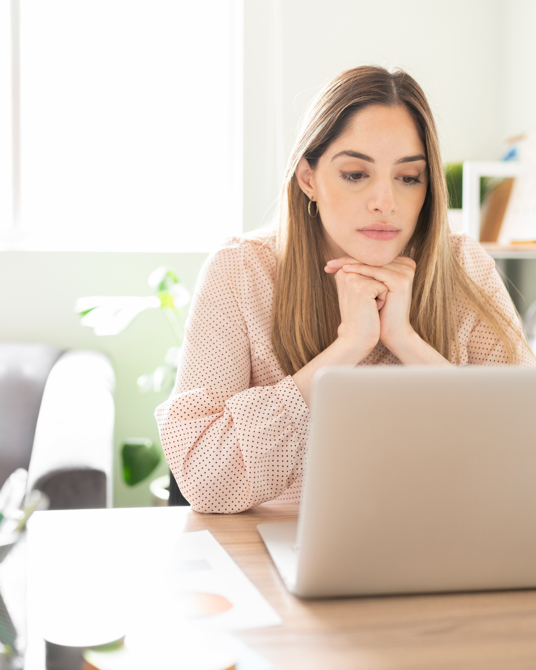 Canva-tuotteita voit myydä netissä.