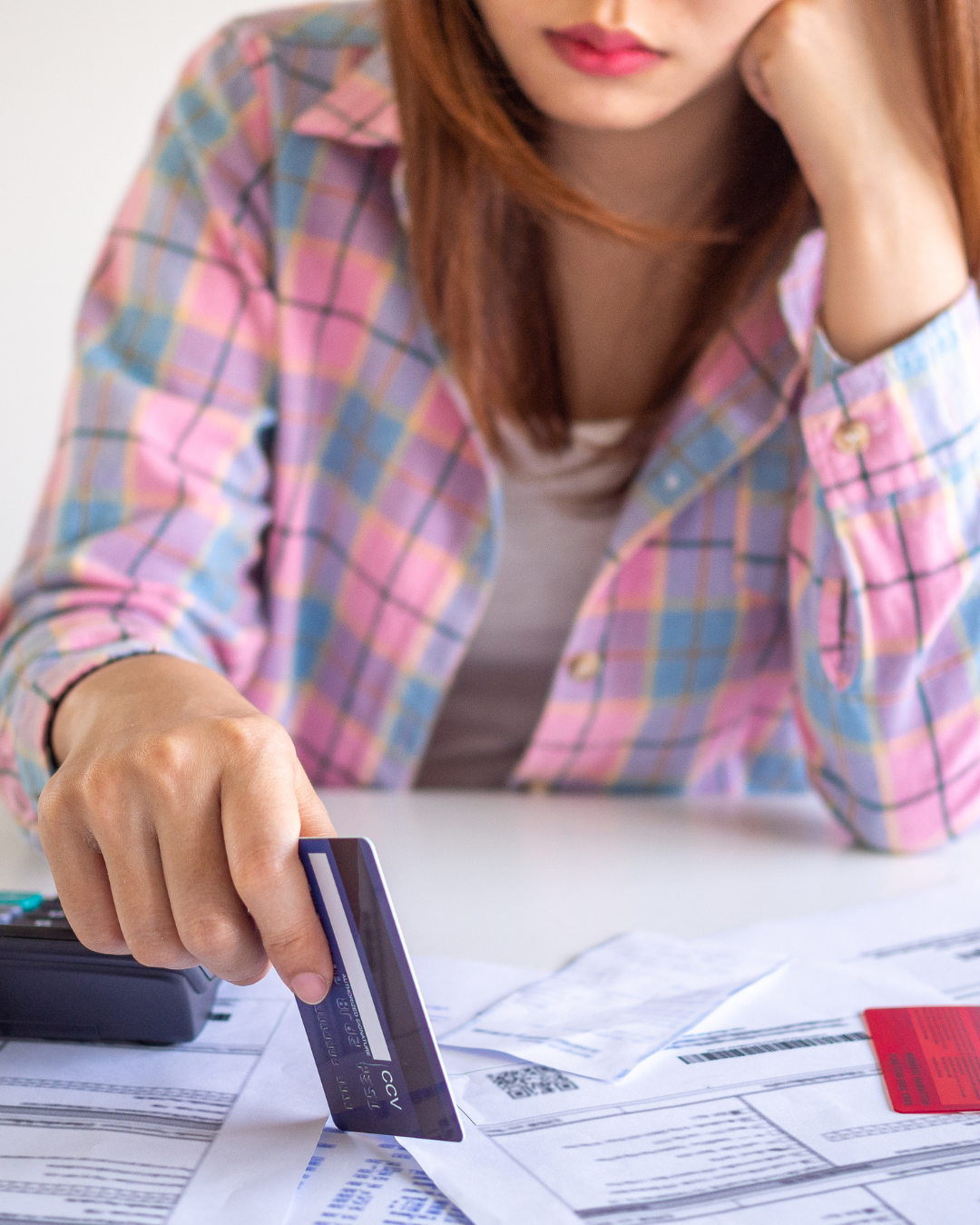 Velkalistan avulla saat kokonaiskäsityksen velkatilanteesta ja apuvälineen veloista pois pääsemiseksi.